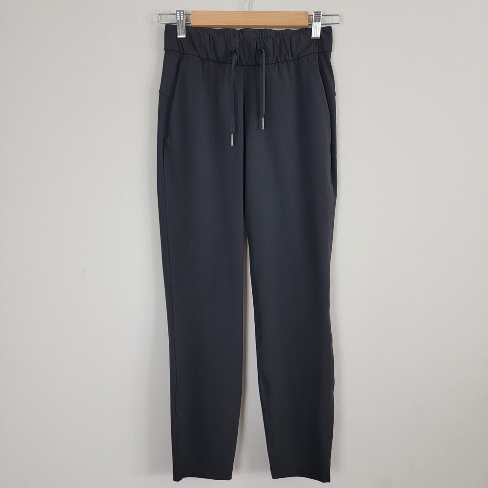 Lululemon On The Fly Ankle Pants Womens 2 Gray Drawstring Flat Front Mid Rise